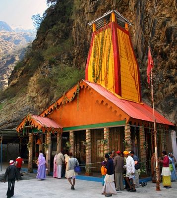 Yamunotri Uttarakhand Tour